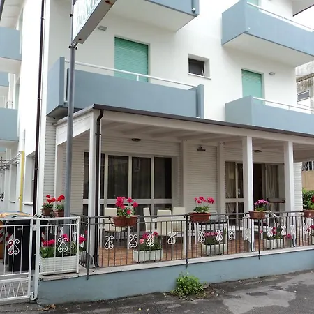 ホテル Donati Viserbella di Rimini