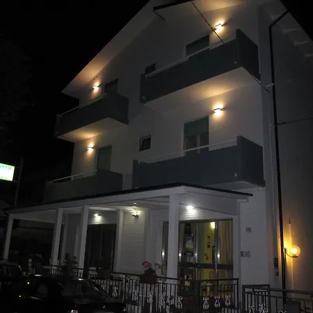 酒店 Donati Viserbella di Rimini