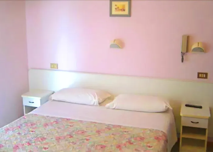 Donati Отель